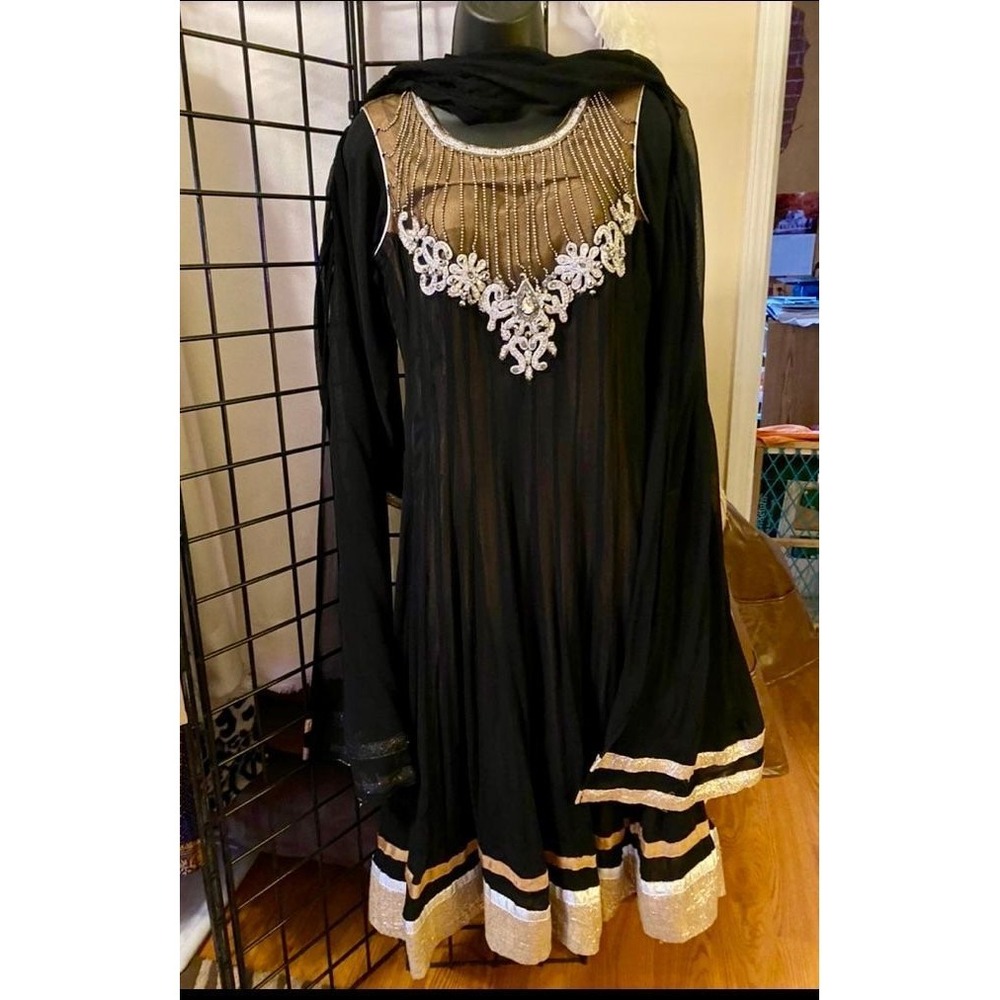 Anarkali style dress with Dupatta. Black with rhinestone and god trim. Sz 38.
